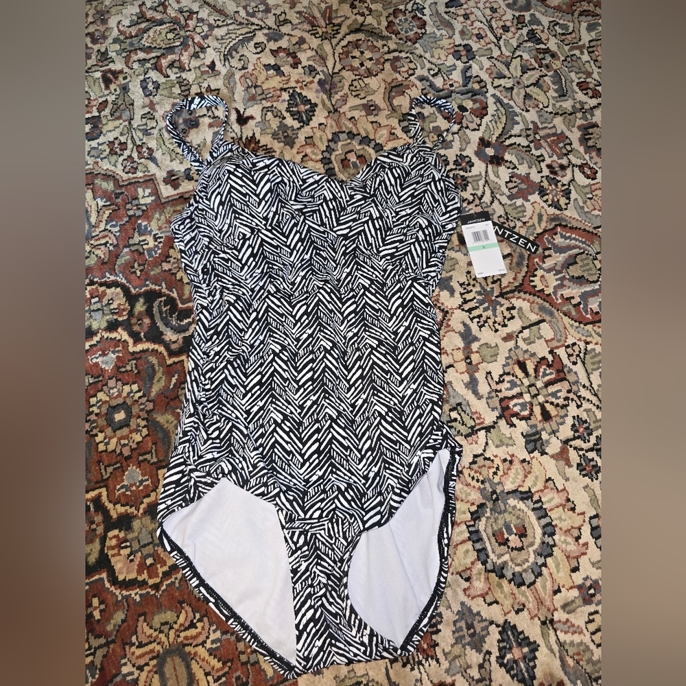 Jantzen Black And White One Piece Bathing Suit Womens 8